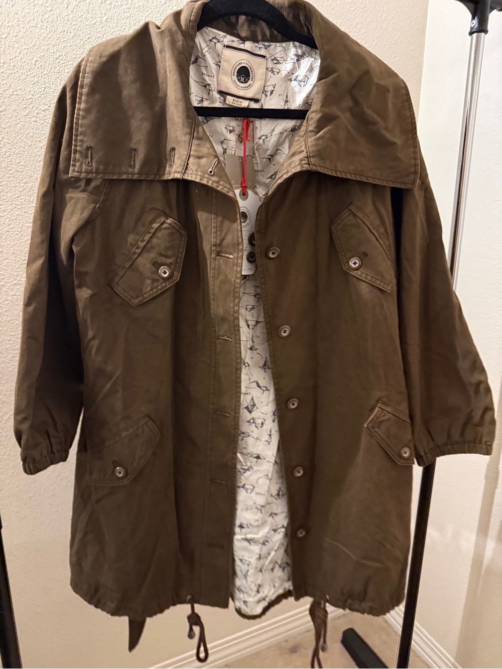 Women’s Olive Trench Coat with Hooded Collar - Casual Utility Style